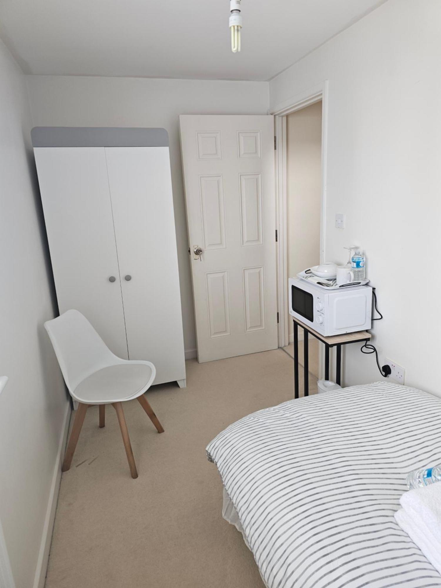 Extra Large Bedroom Dartford Exterior foto